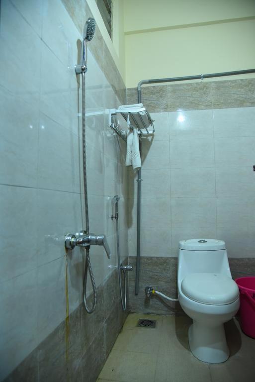 Hotel King Park Пондичерри Экстерьер фото
